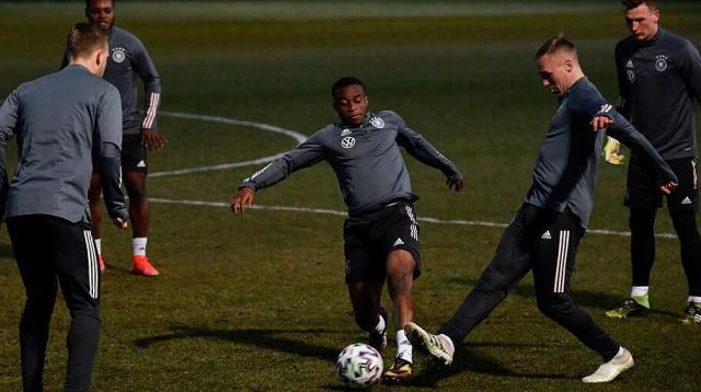 1617708987372087458.jpg 1617708987372087458.jpg